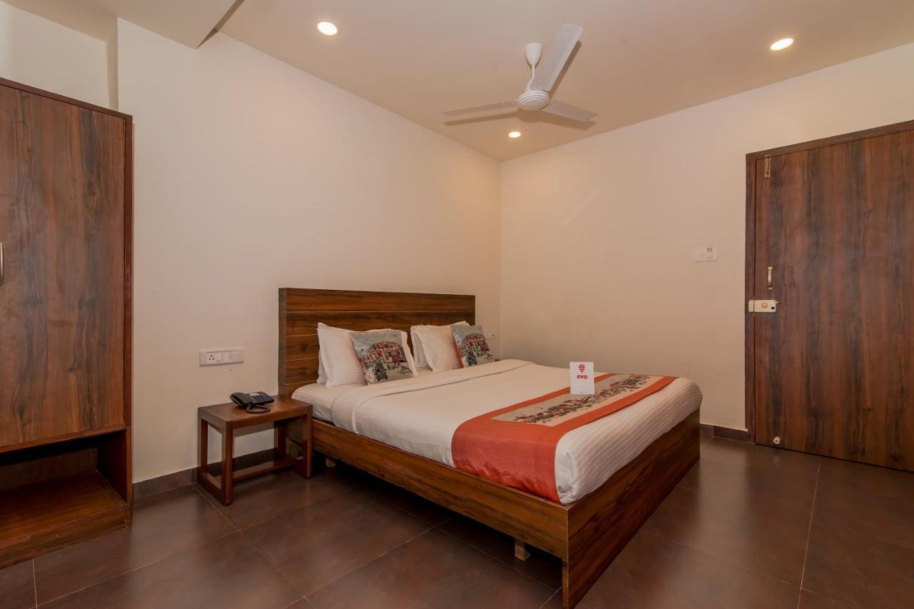 Miramar Hotel And Resort Panaji Exteriör bild